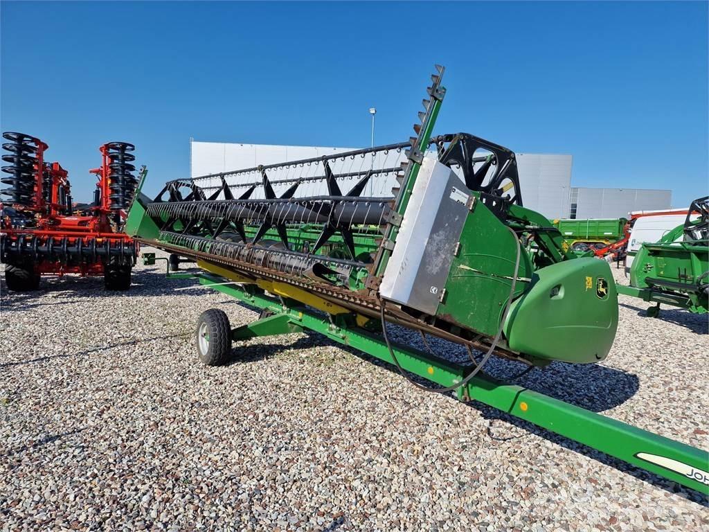 John Deere T670 Leikkuupuimurit