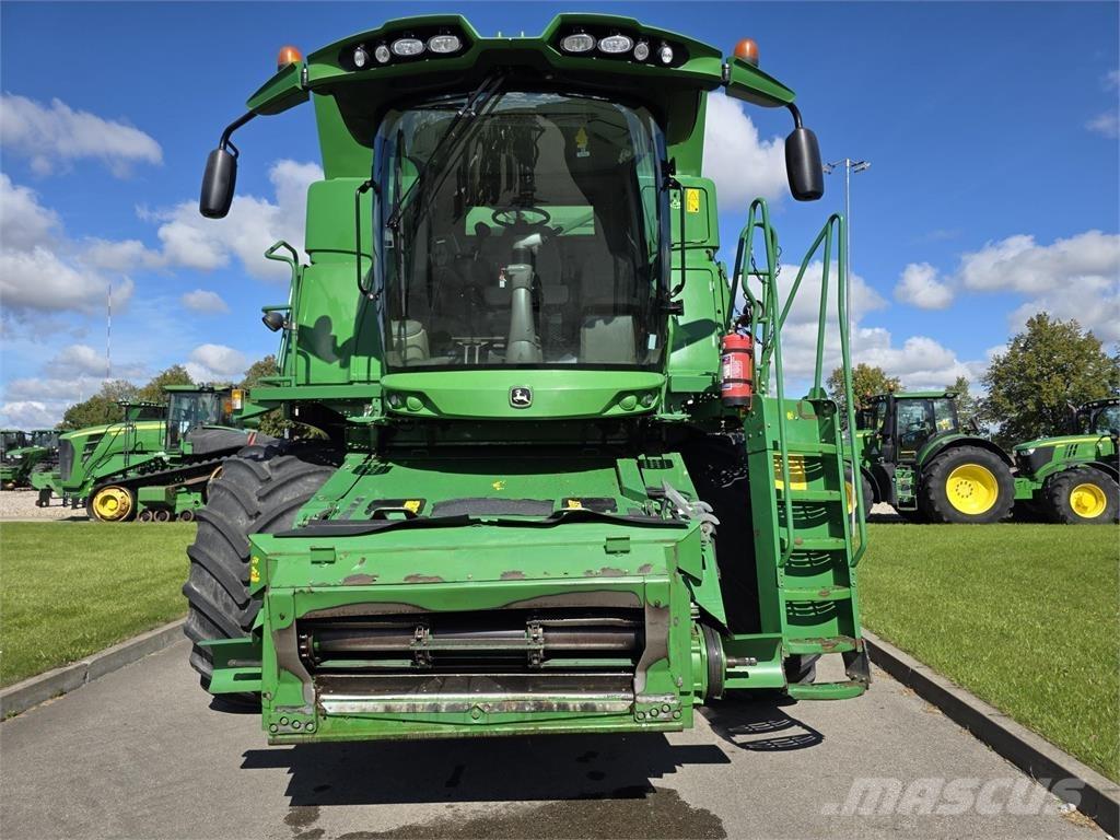 John Deere T670 Leikkuupuimurit