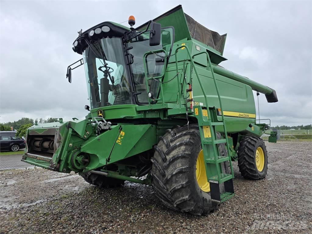 John Deere T670 Leikkuupuimurit