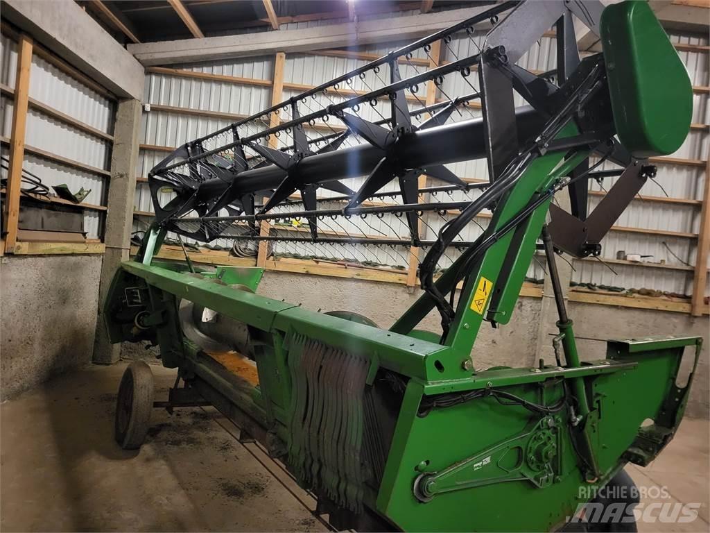 John Deere W540 Leikkuupuimurit