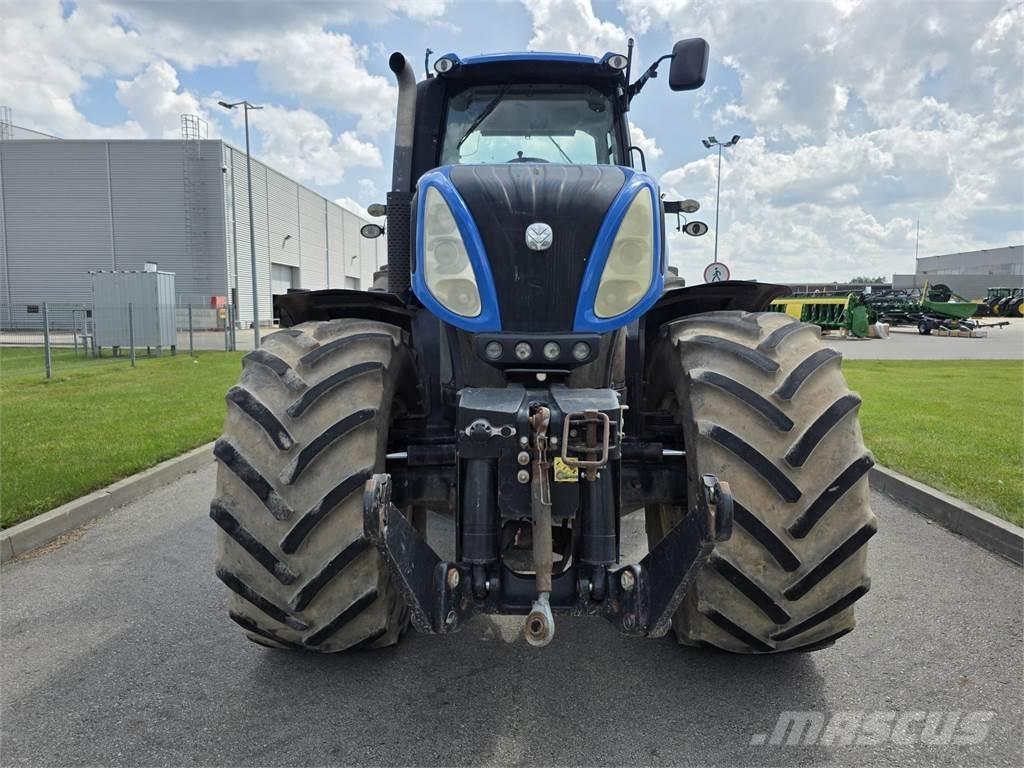 New Holland T8.390 Traktorit
