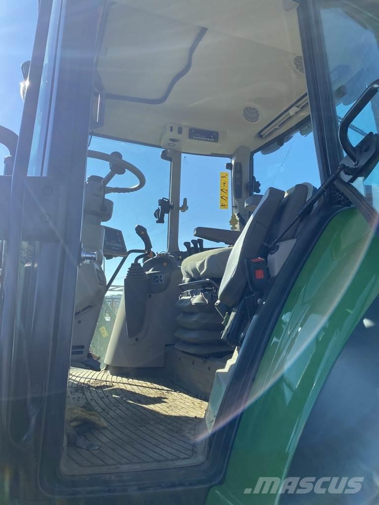 John Deere 6120M Traktorit