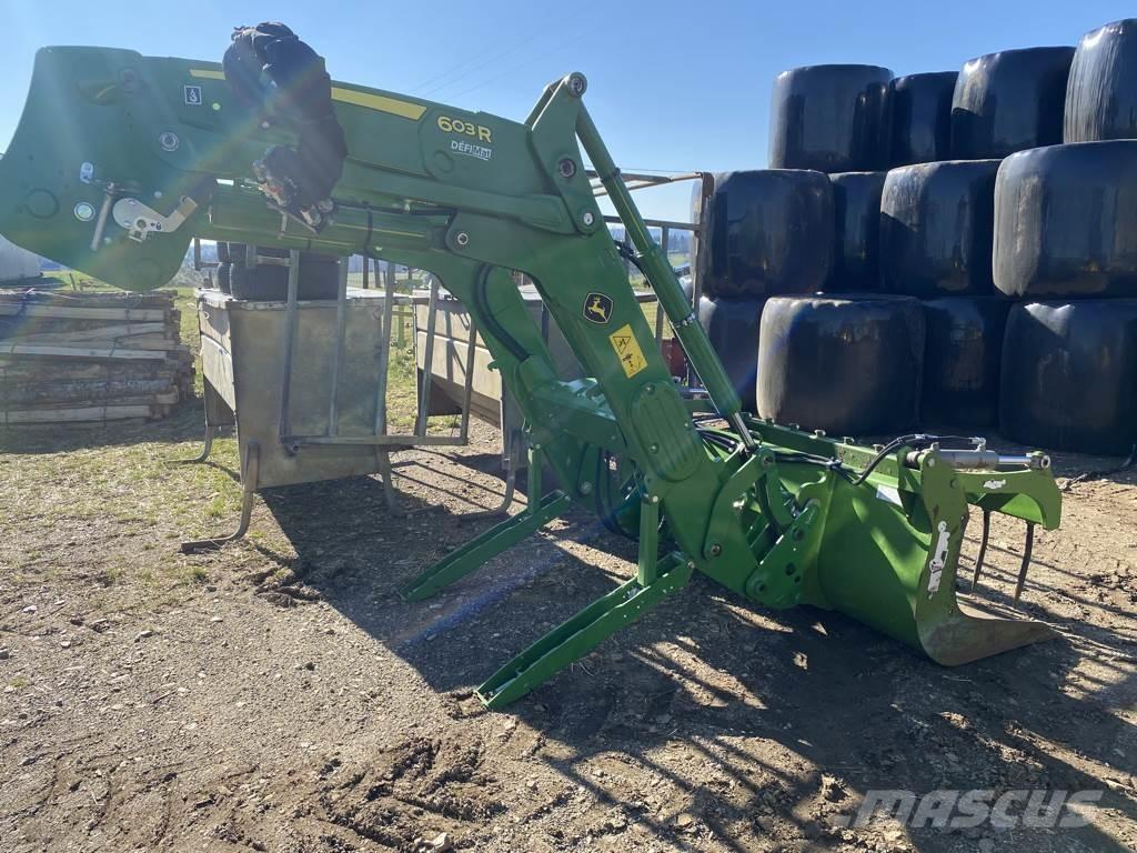 John Deere 6120M Traktorit
