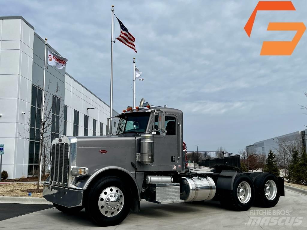 Peterbilt 389 Vetopöytäautot