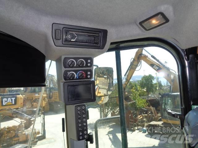 CAT 980M Pyöräkuormaajat