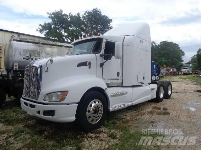 Kenworth T 660 Vetopöytäautot
