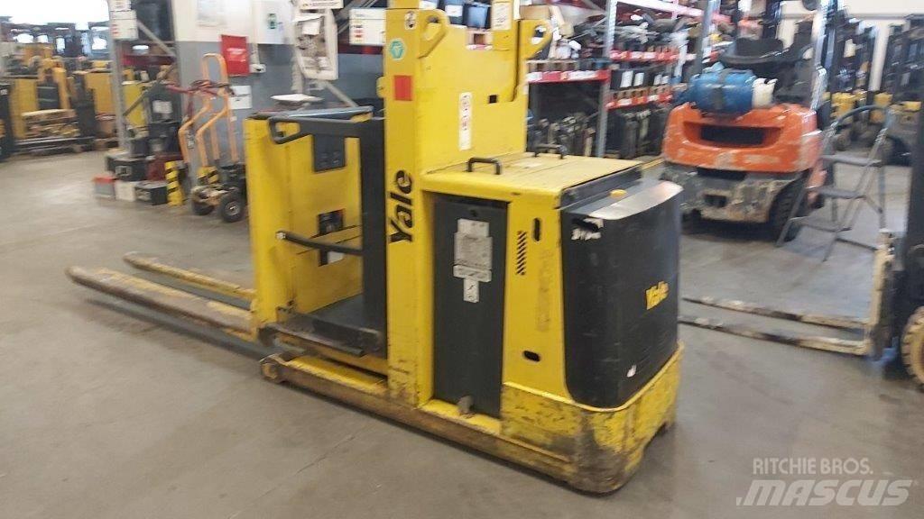 Yale MO10E Matalakeräilytrukit
