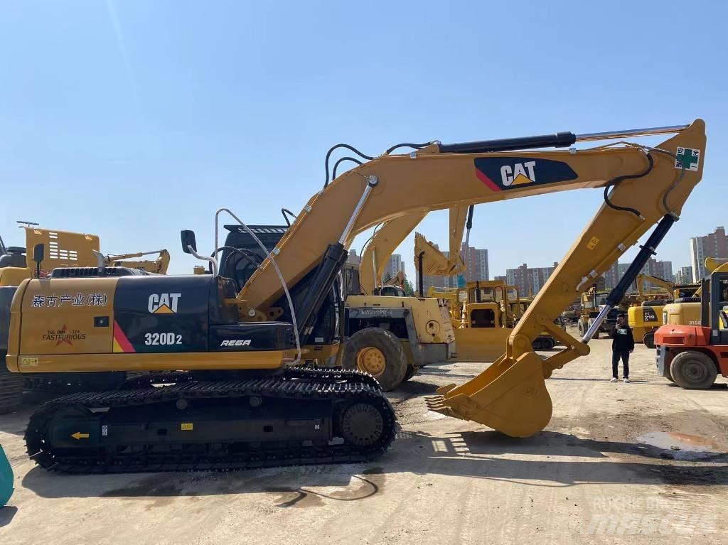 CAT 320 D 2 Midikaivukoneet 7t - 12t