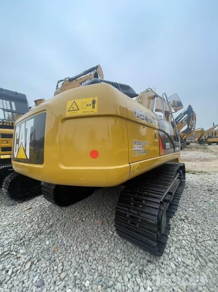 CAT 329D2L Telakaivukoneet