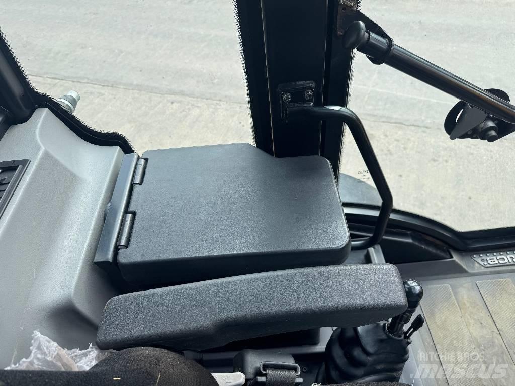 JCB TM 320 S Maatalouskurottajat