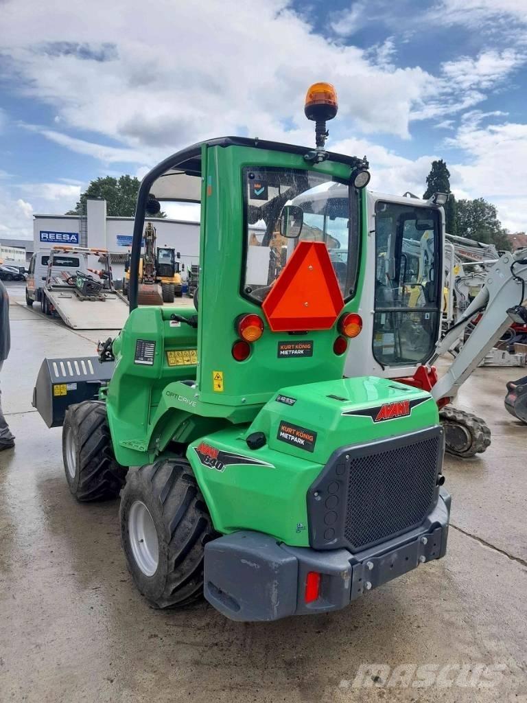 Avant 640i Liukuohjatut kuormaajat