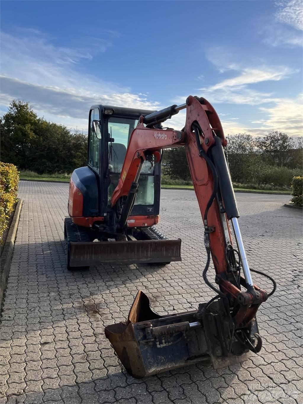 Kubota U27-4 GL HI Minikaivukoneet < 7t