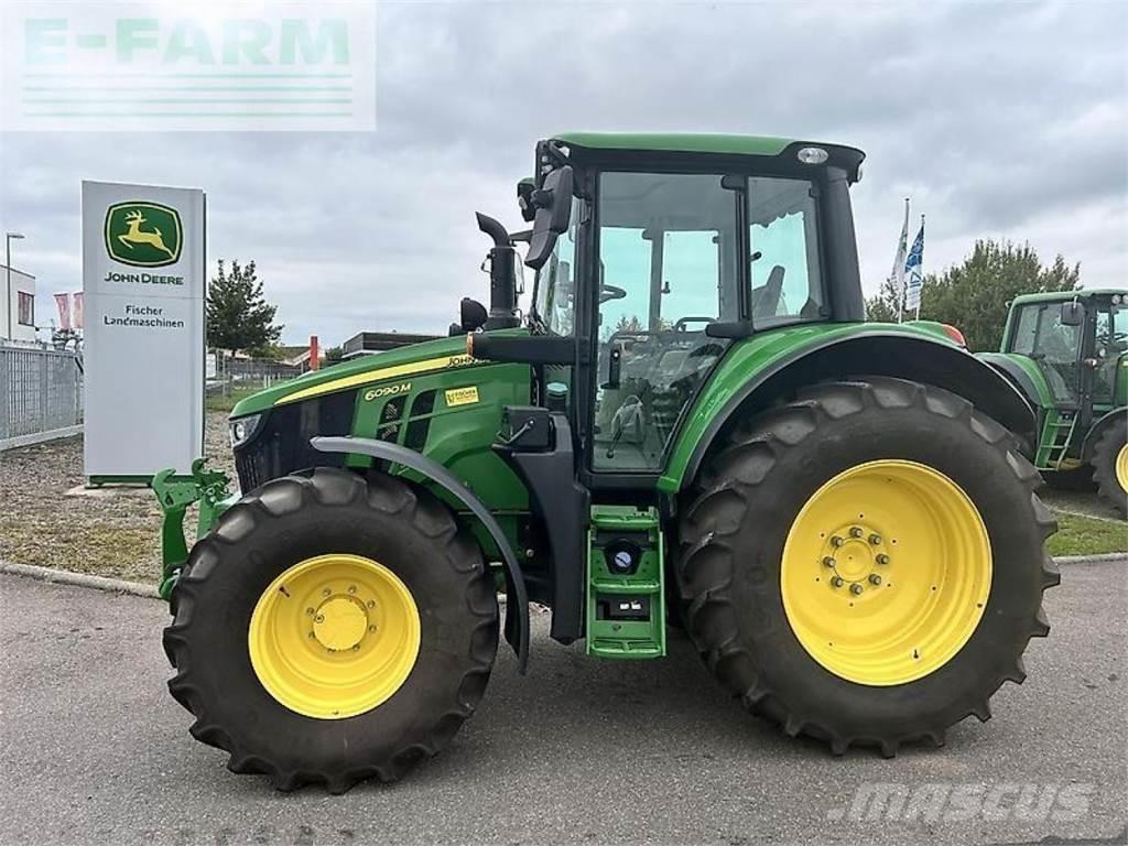 John Deere 6090m Traktorit