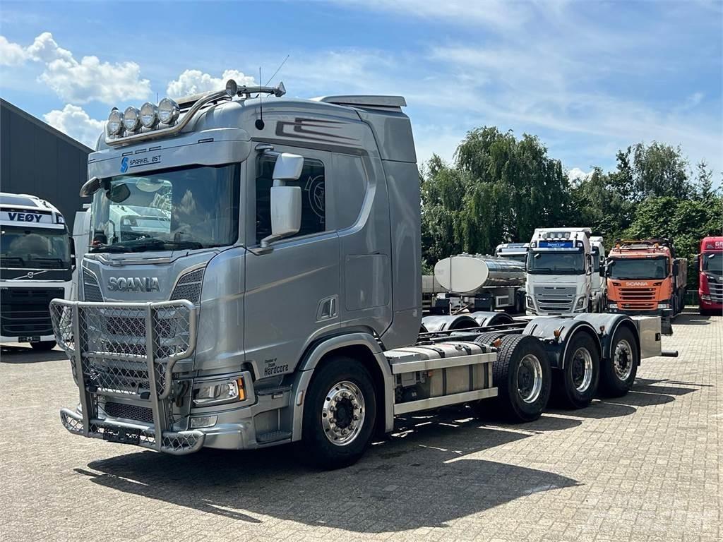 Scania R 650 8X4 Kuorma-autoalustat