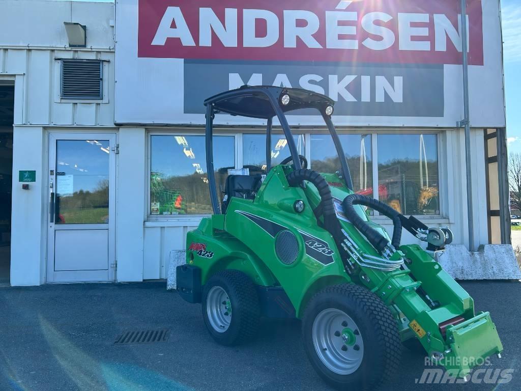 Avant 423 Liukuohjatut kuormaajat