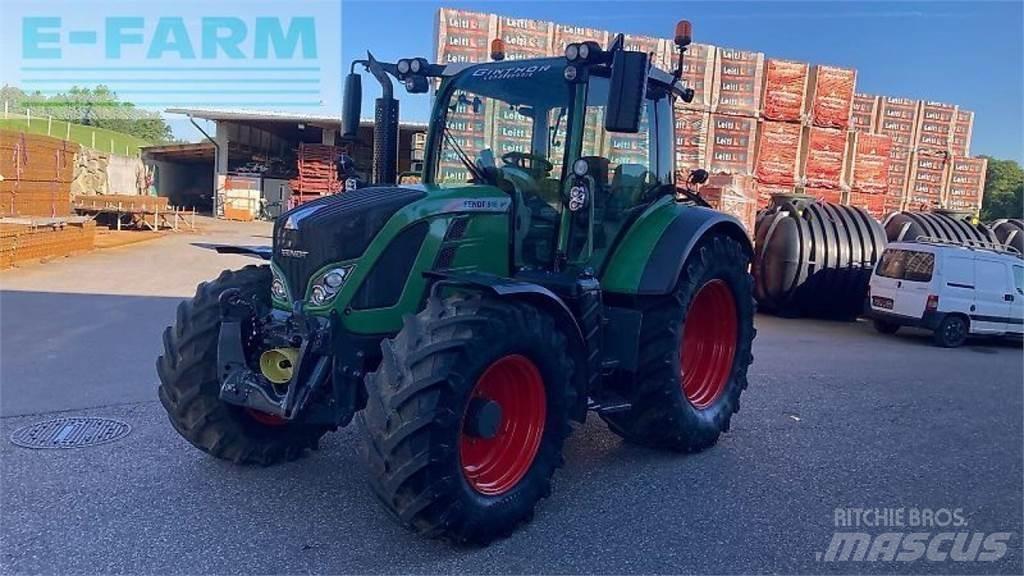 Fendt 513 vario Traktorit