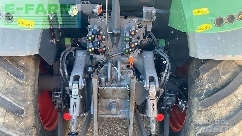 Fendt 513 vario Traktorit