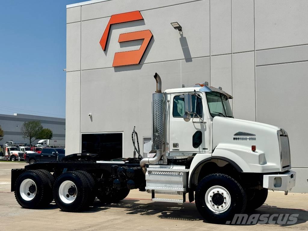 Western Star 4800 Vetopöytäautot