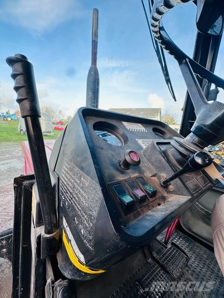 CASE 844 XL Traktorit