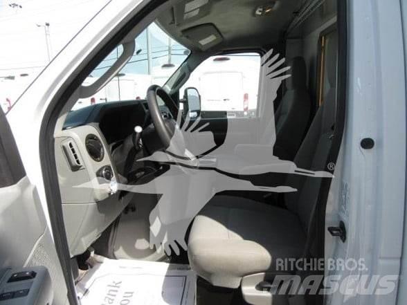 Ford E450 Muut koneet
