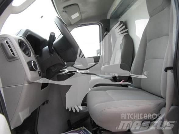 Ford E450 Muut koneet