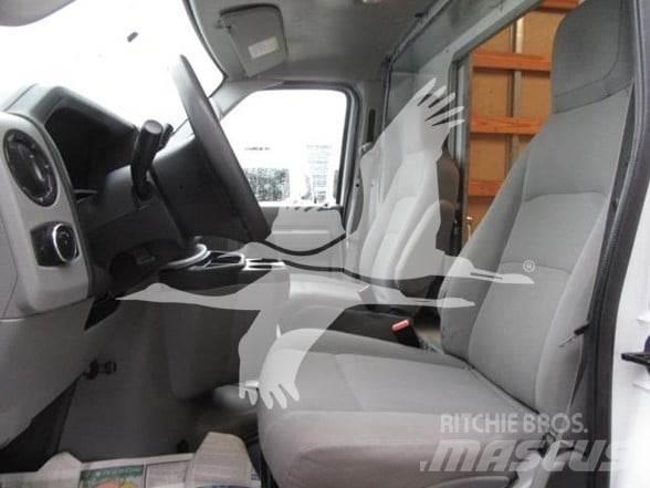 Ford E450 Muut koneet