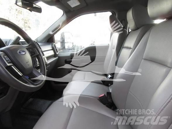 Ford F550 Muut koneet