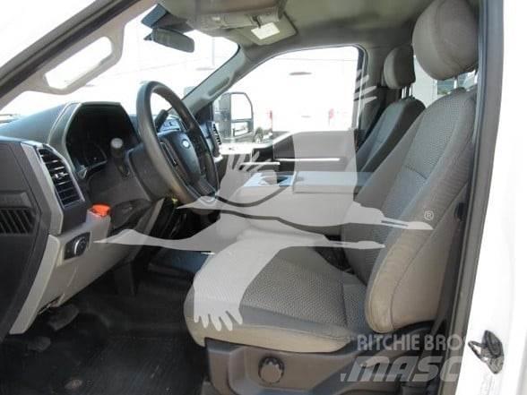 Ford F550 Lava-kuorma-autot