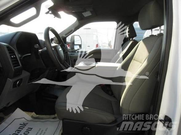 Ford F550 Muut koneet