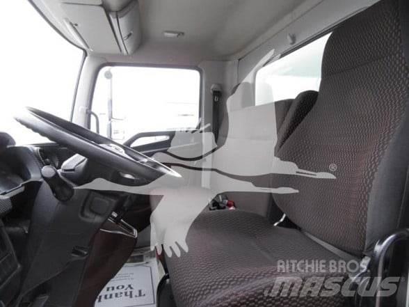 Hino L7 Muut koneet
