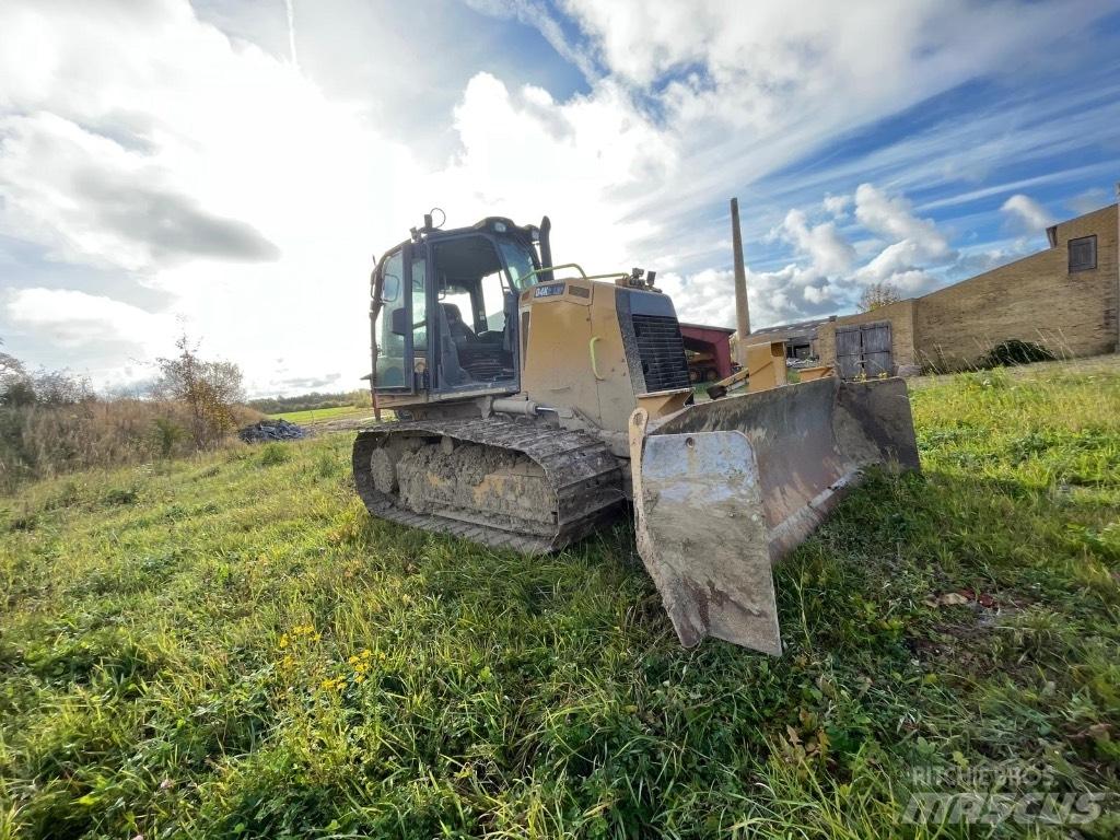CAT D 4 K 2 LGP Telaketjupuskutraktorit
