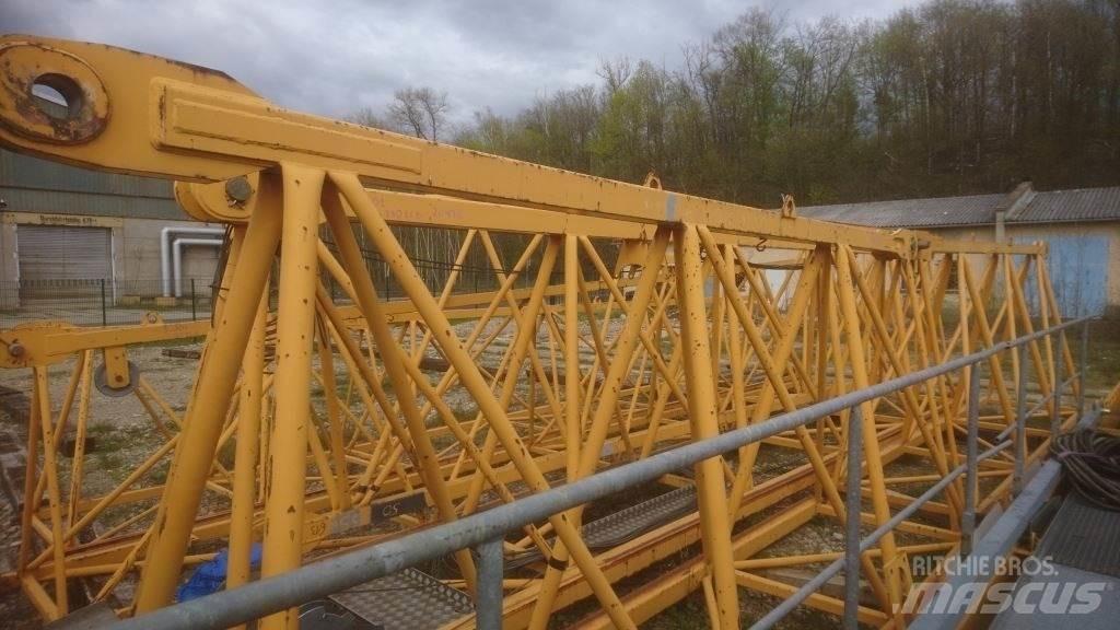 Liebherr 130EC-B8 Torninosturit