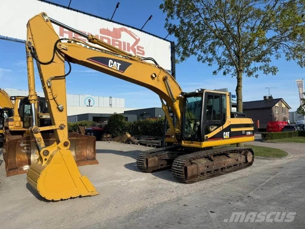 CAT 320BLN Kaivurikuormaajat