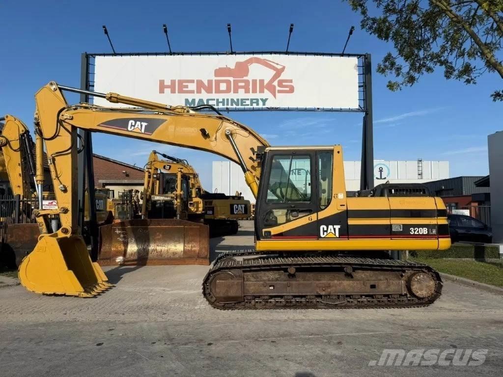 CAT 320BLN Kaivurikuormaajat