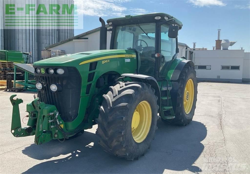 John Deere 8245R Traktorit