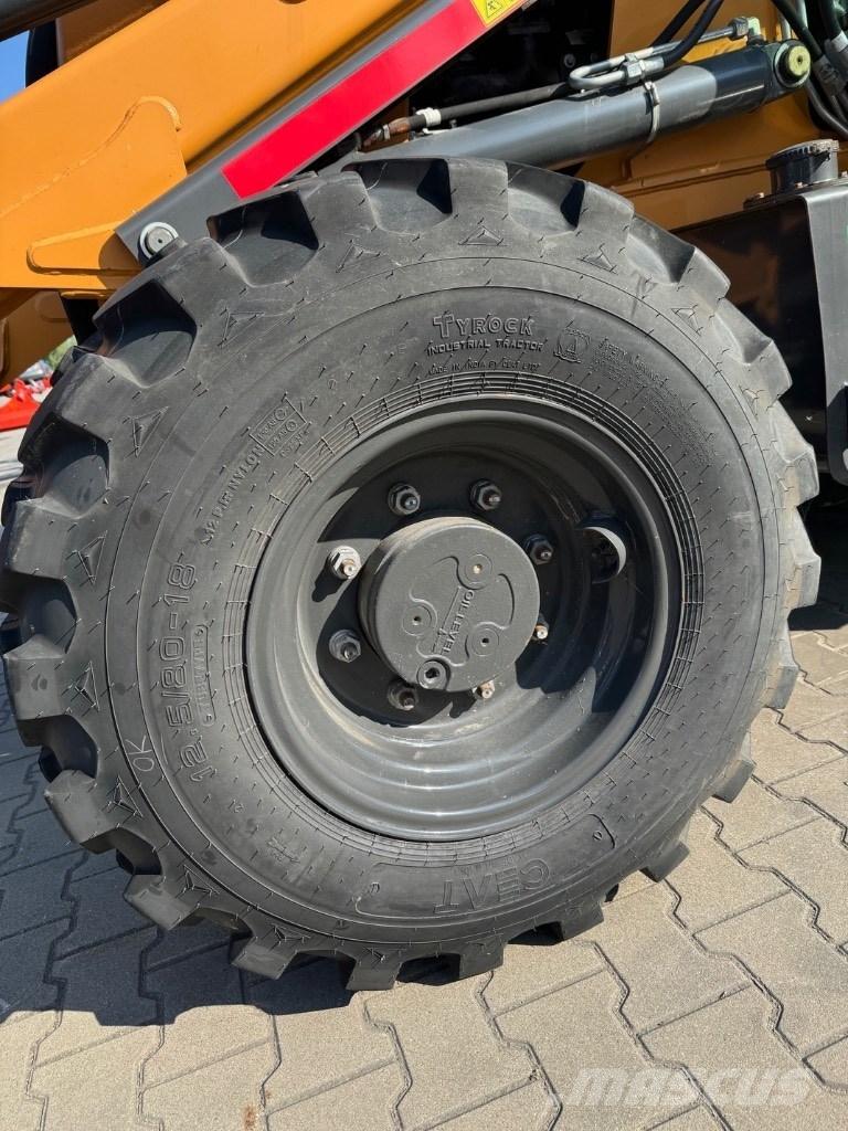CASE 851 EX 4WD Pro Kaivurikuormaajat