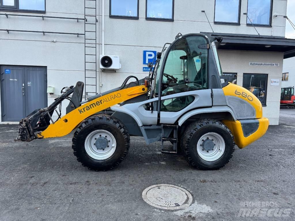 Kramer 680 Pyöräkuormaajat