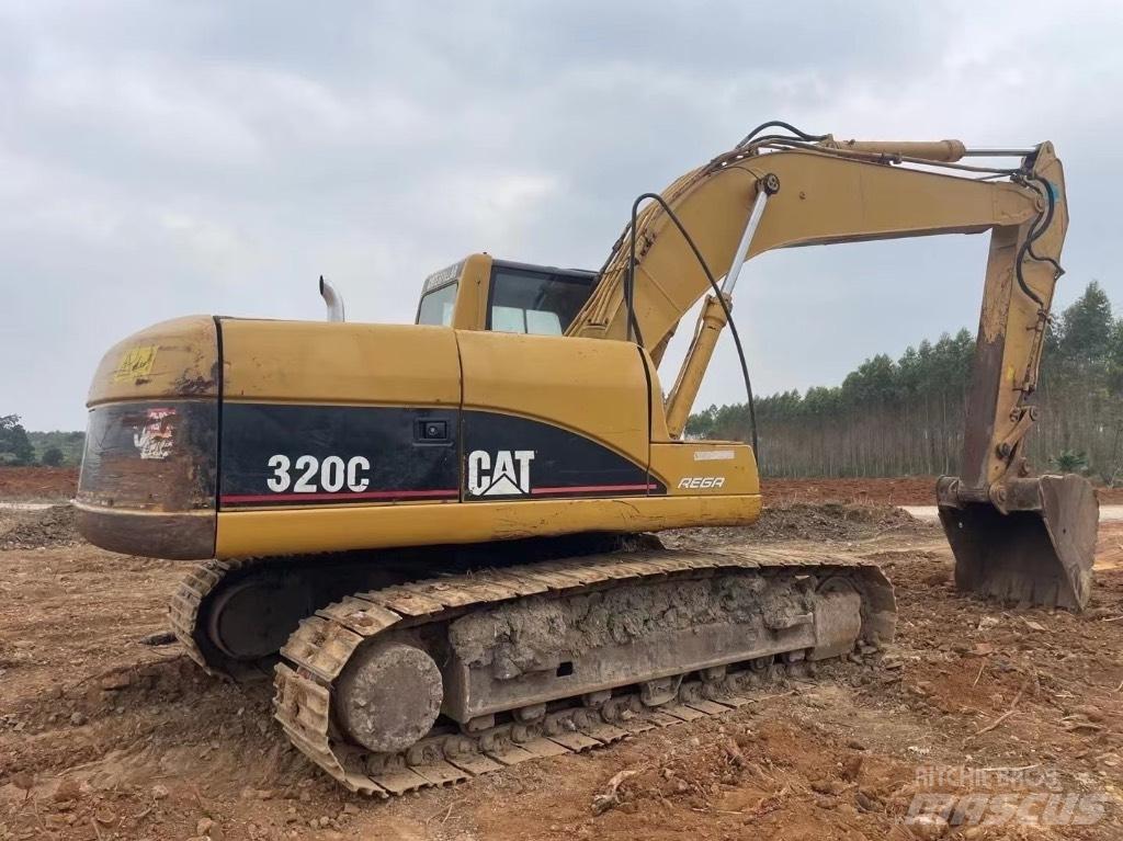 CAT 320 C Telakaivukoneet