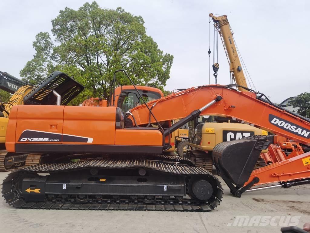 Doosan DX 225 LC-9C Telakaivukoneet