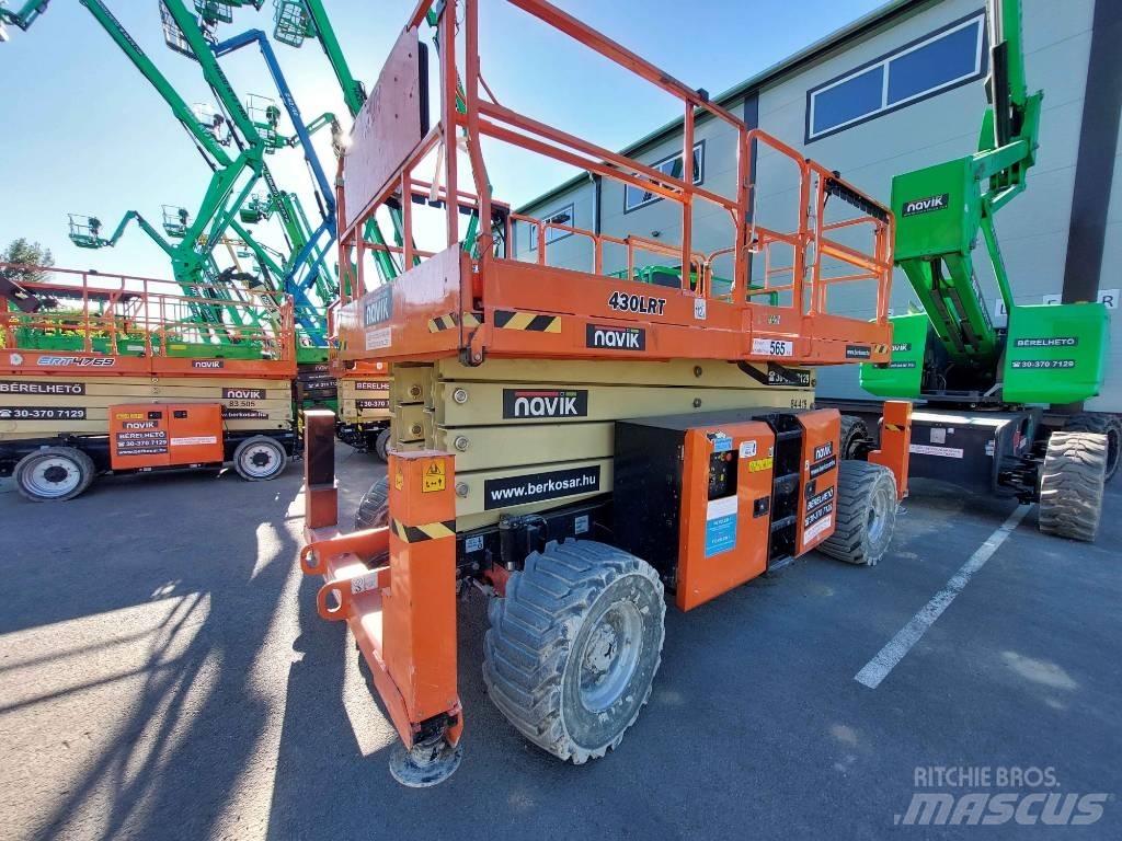 JLG 430 LRT Saksilavat