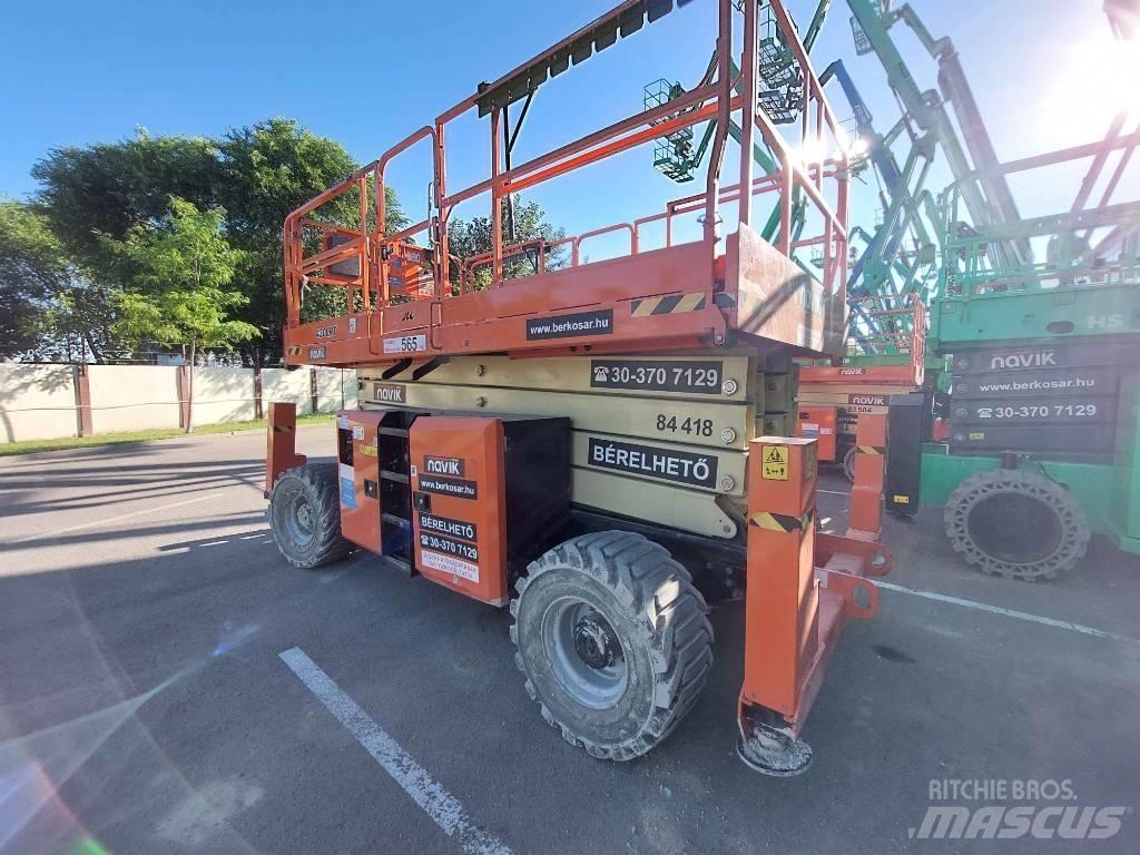 JLG 430 LRT Saksilavat