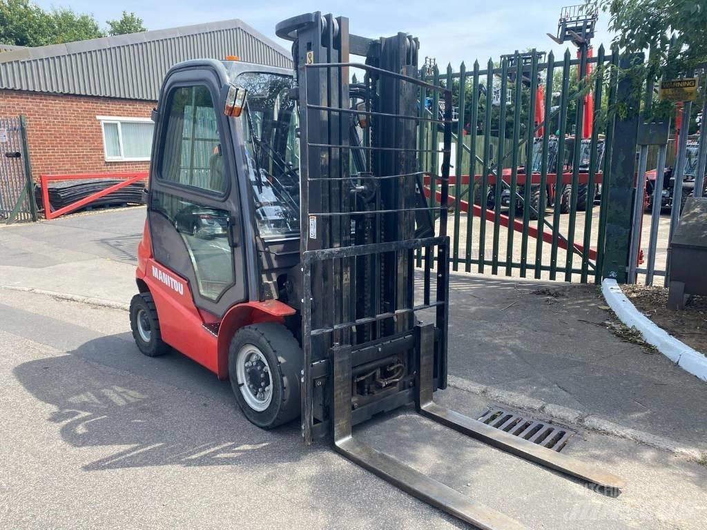 Manitou Mi25D Dieseltrukit