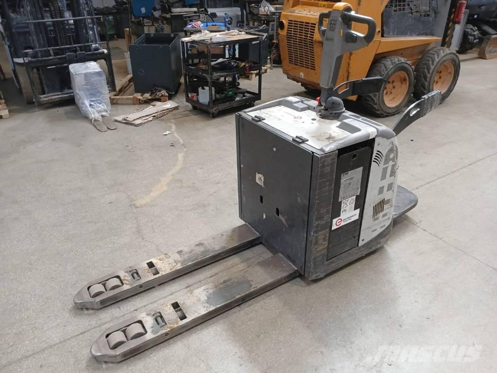 UniCarriers PLP 200 Lavansiirtotrukit ajotasolla