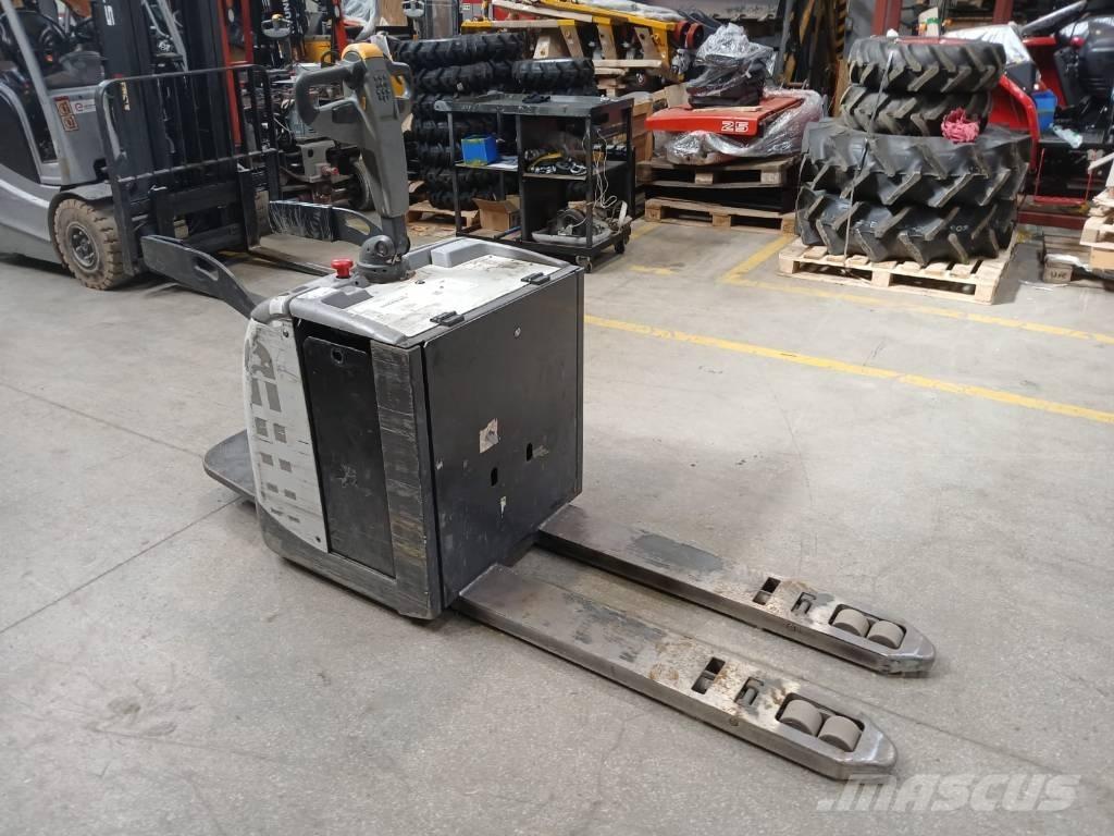 UniCarriers PLP 200 Lavansiirtotrukit ajotasolla