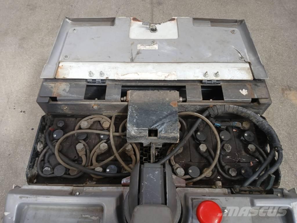 UniCarriers PLP 200 Lavansiirtotrukit ajotasolla