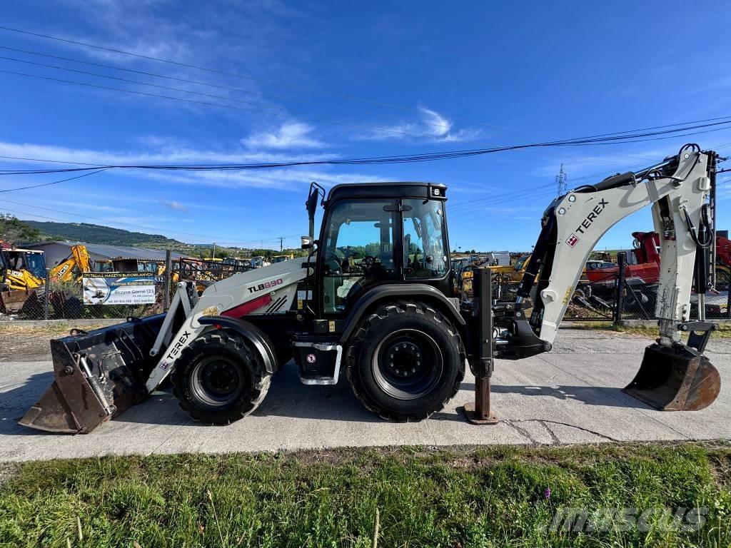 Terex TLB 890 PM Kaivurikuormaajat