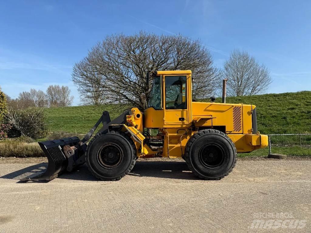 Volvo L70D Pyöräkuormaajat