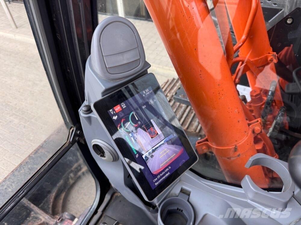Hitachi ZX135USBL-7 Telakaivukoneet