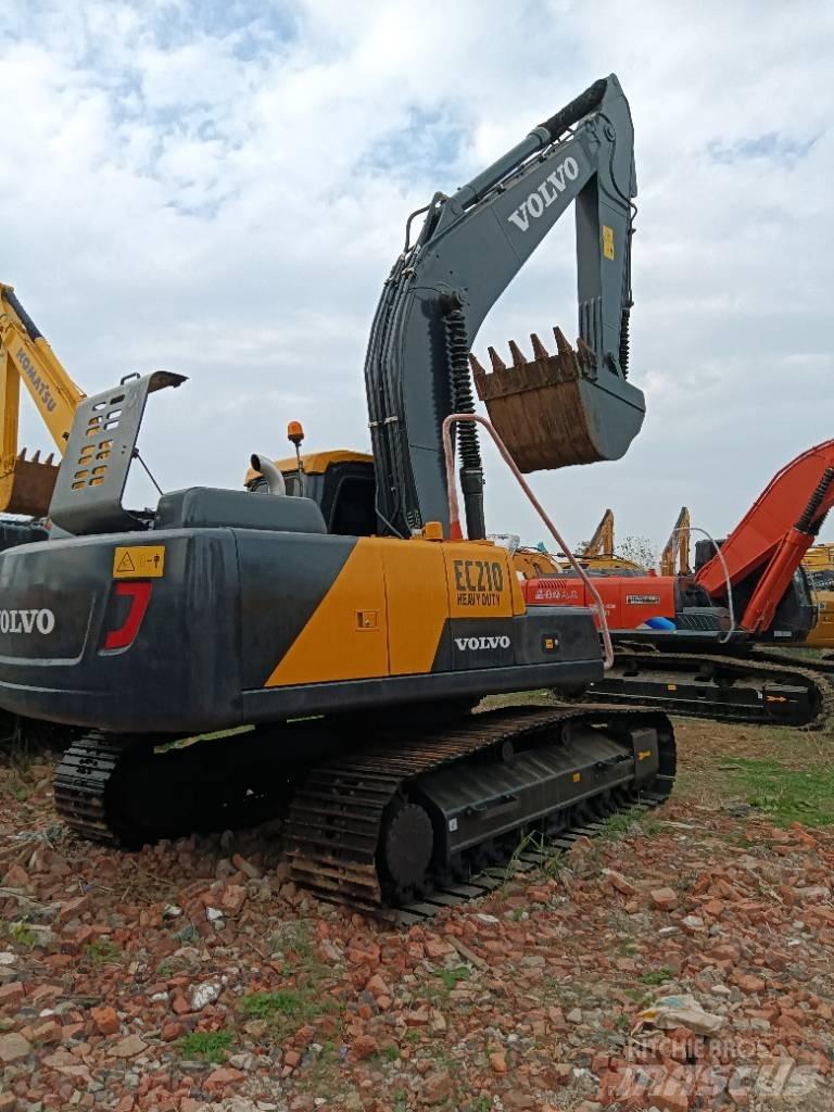 Volvo EC 240 Telakaivukoneet