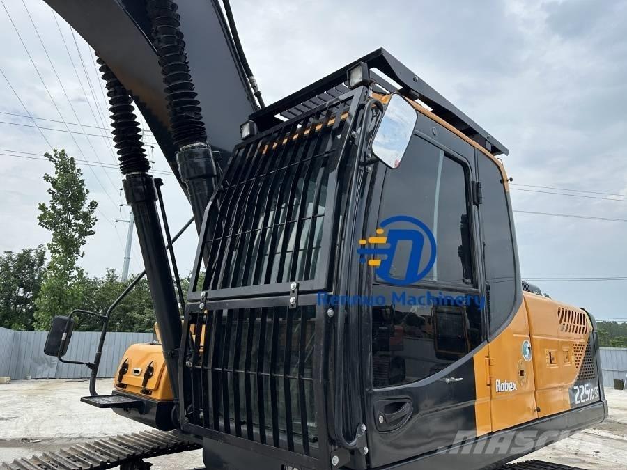 Hyundai 225LC-9S Telakaivukoneet